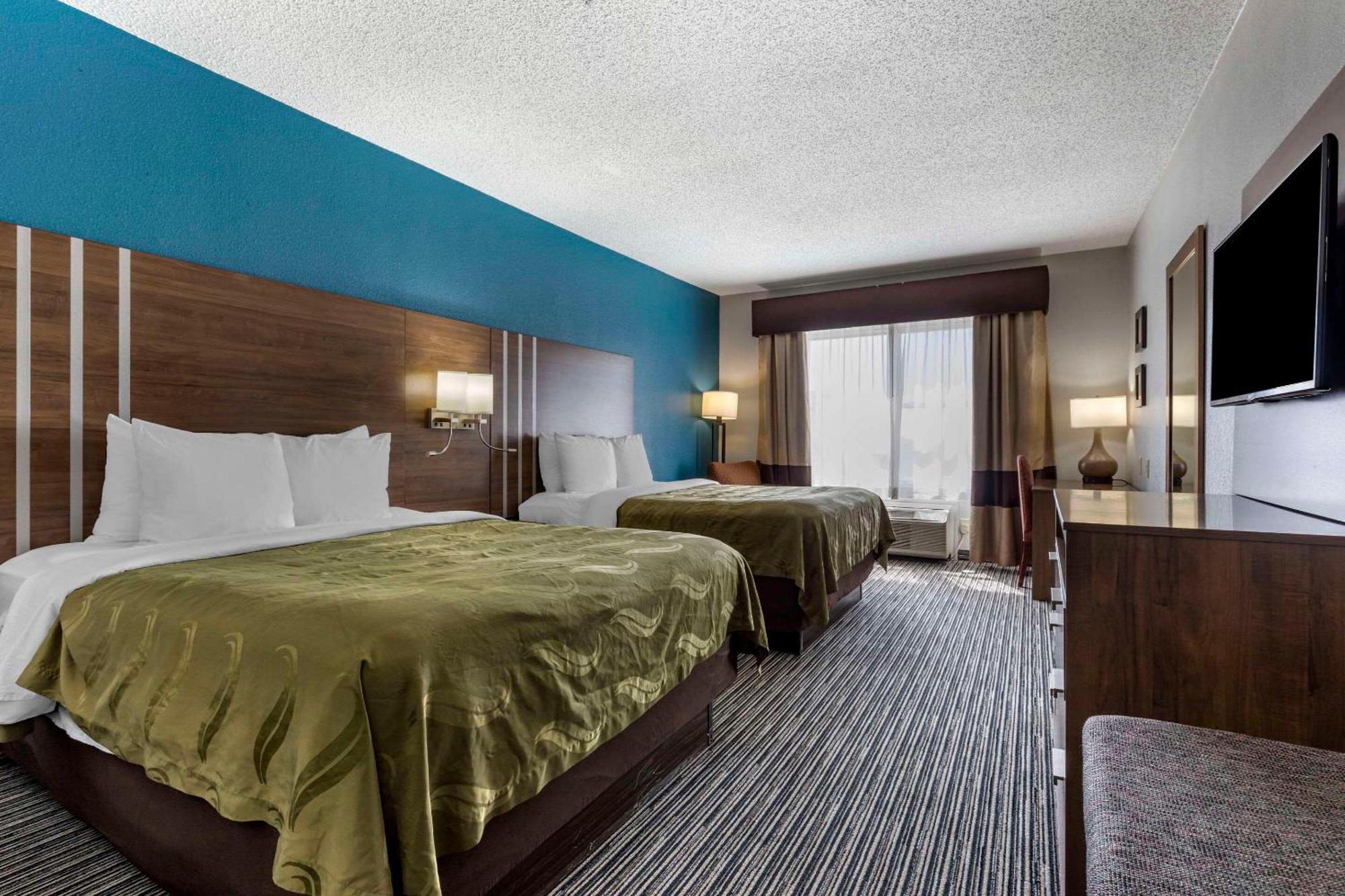 Quality Inn & Suites I-35 E-Walnut Hill Dallas Esterno foto
