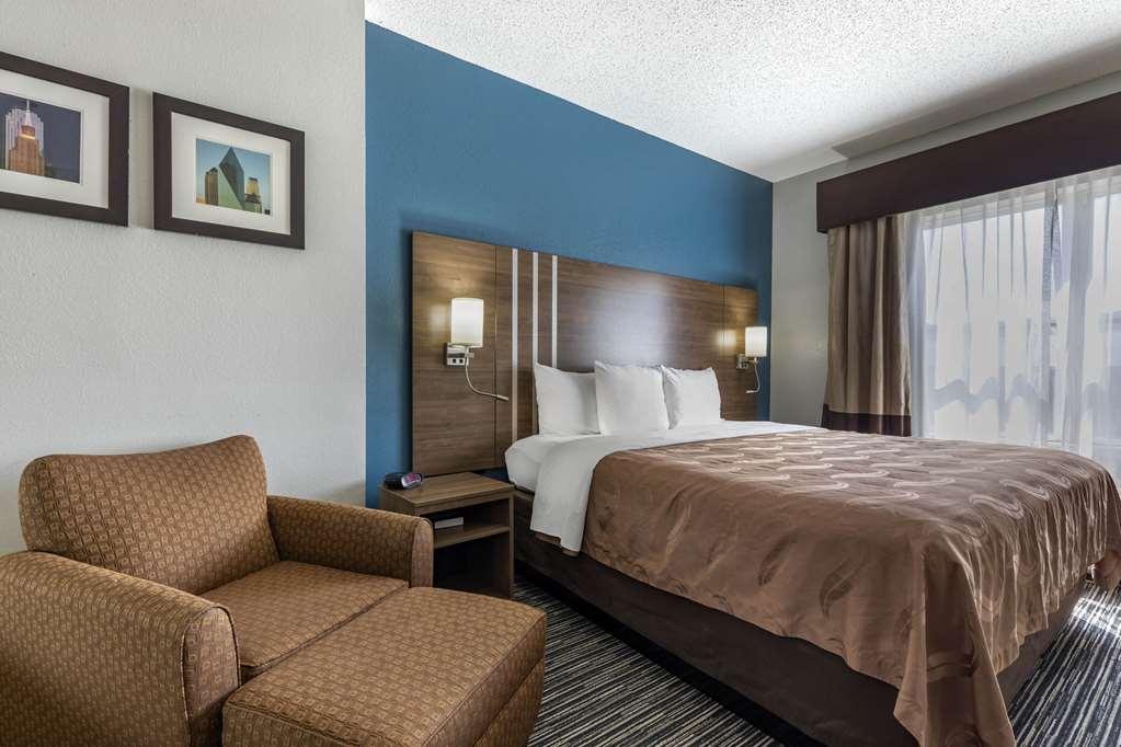 Quality Inn & Suites I-35 E-Walnut Hill Dallas Camera foto