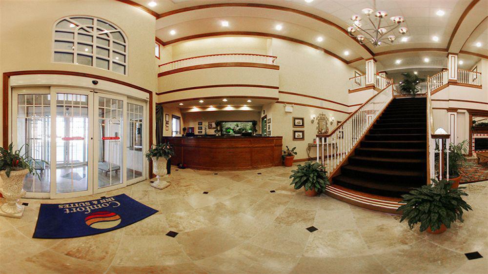 Quality Inn & Suites I-35 E-Walnut Hill Dallas Esterno foto